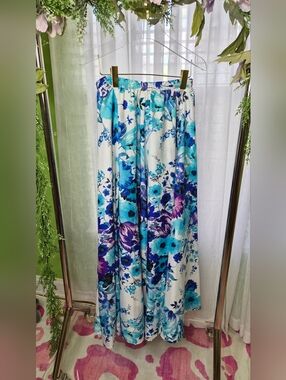 Blue Floral Maxi Skirt Boho Flowy Elastic Waist Summer Vacation